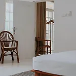 Srilax