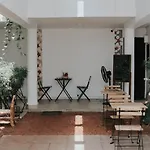 Srilax